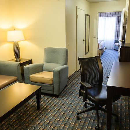 Holiday Inn Express Alpharetta - Roswell By Ihg Kültér fotó